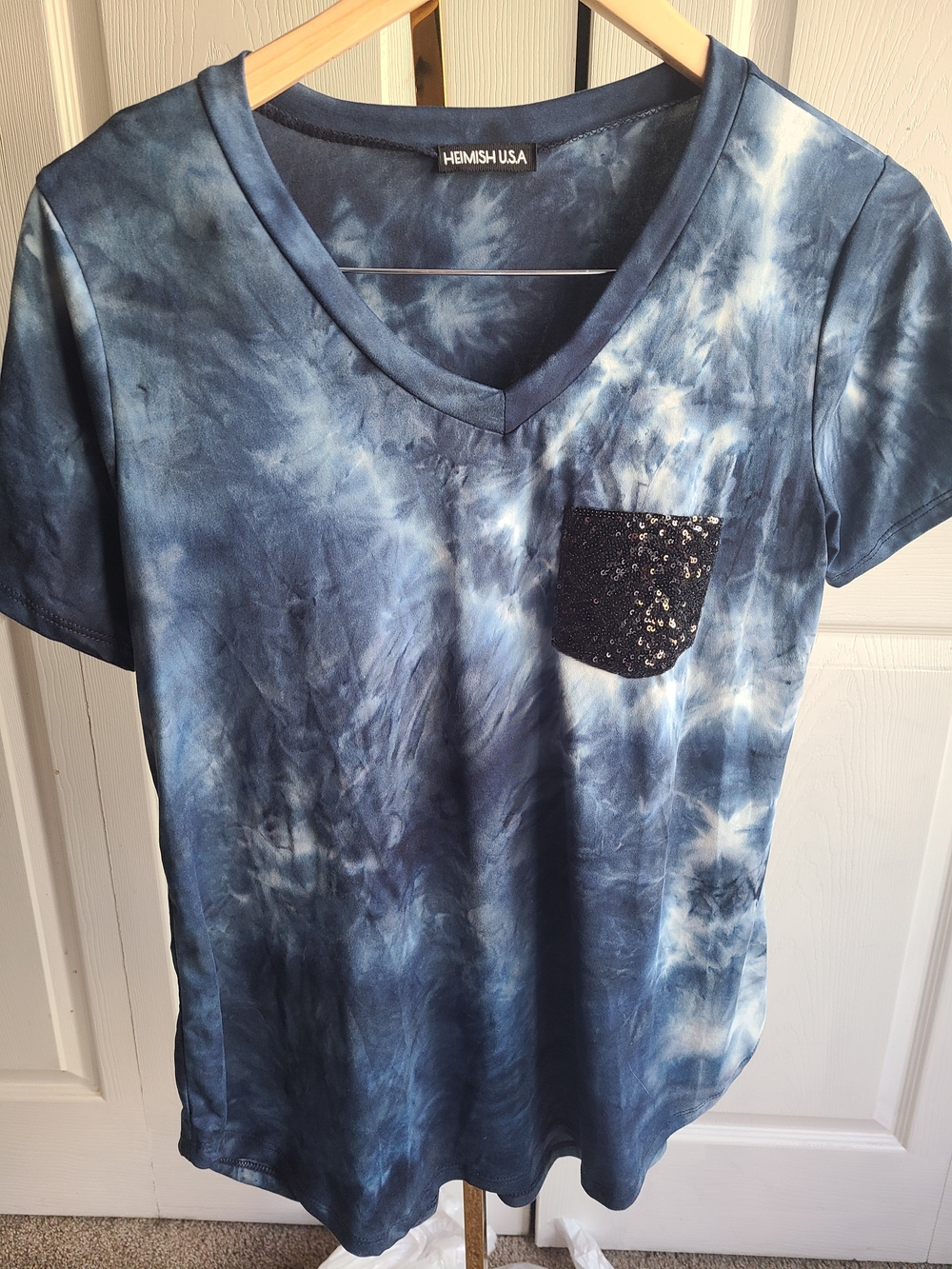 HEIMISH USA Women's Blue Tie-Dye V-Neck Top with Sequin Pocket